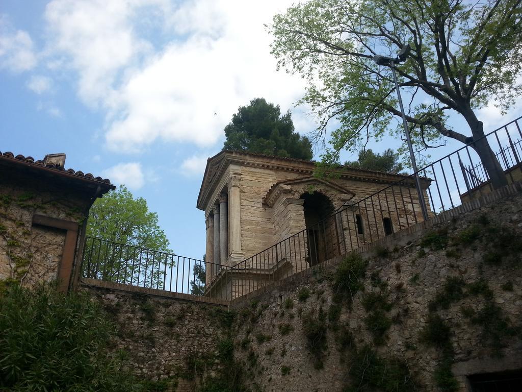 Pieve Sant'Angelo Hotel Campello sul Clitunno Exterior foto