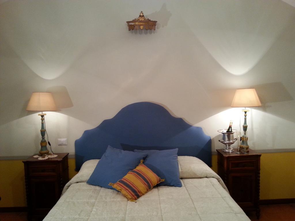 Pieve Sant'Angelo Hotel Campello sul Clitunno Quarto foto
